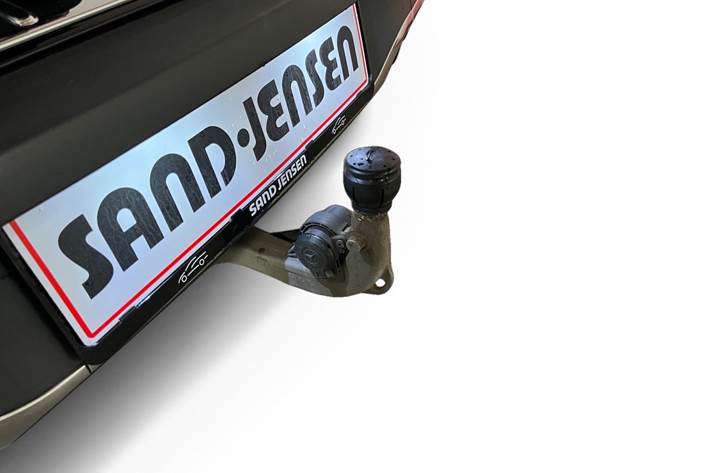 Sort Mercedes EQA350 fra 2024