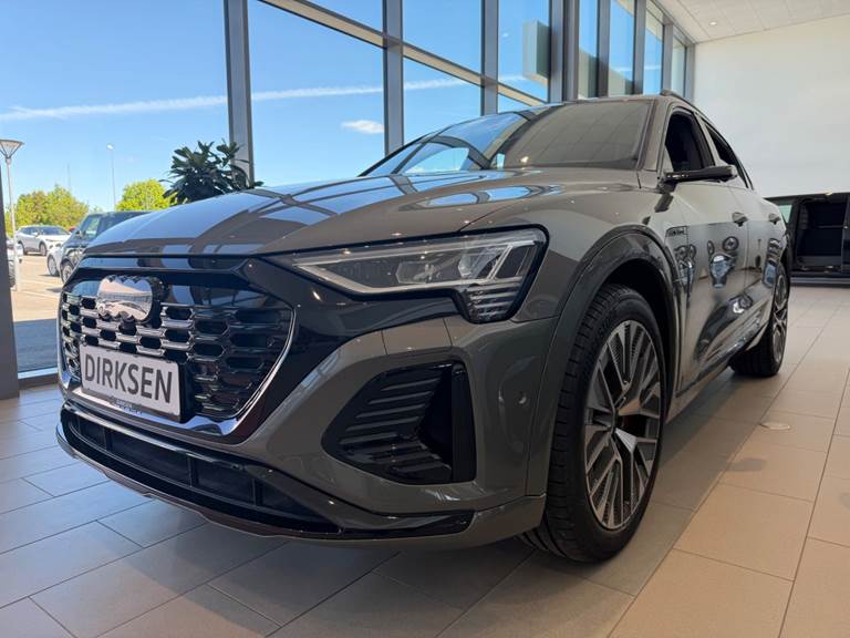 Audi Q8 e-tron 55 S-line Sportback quattro