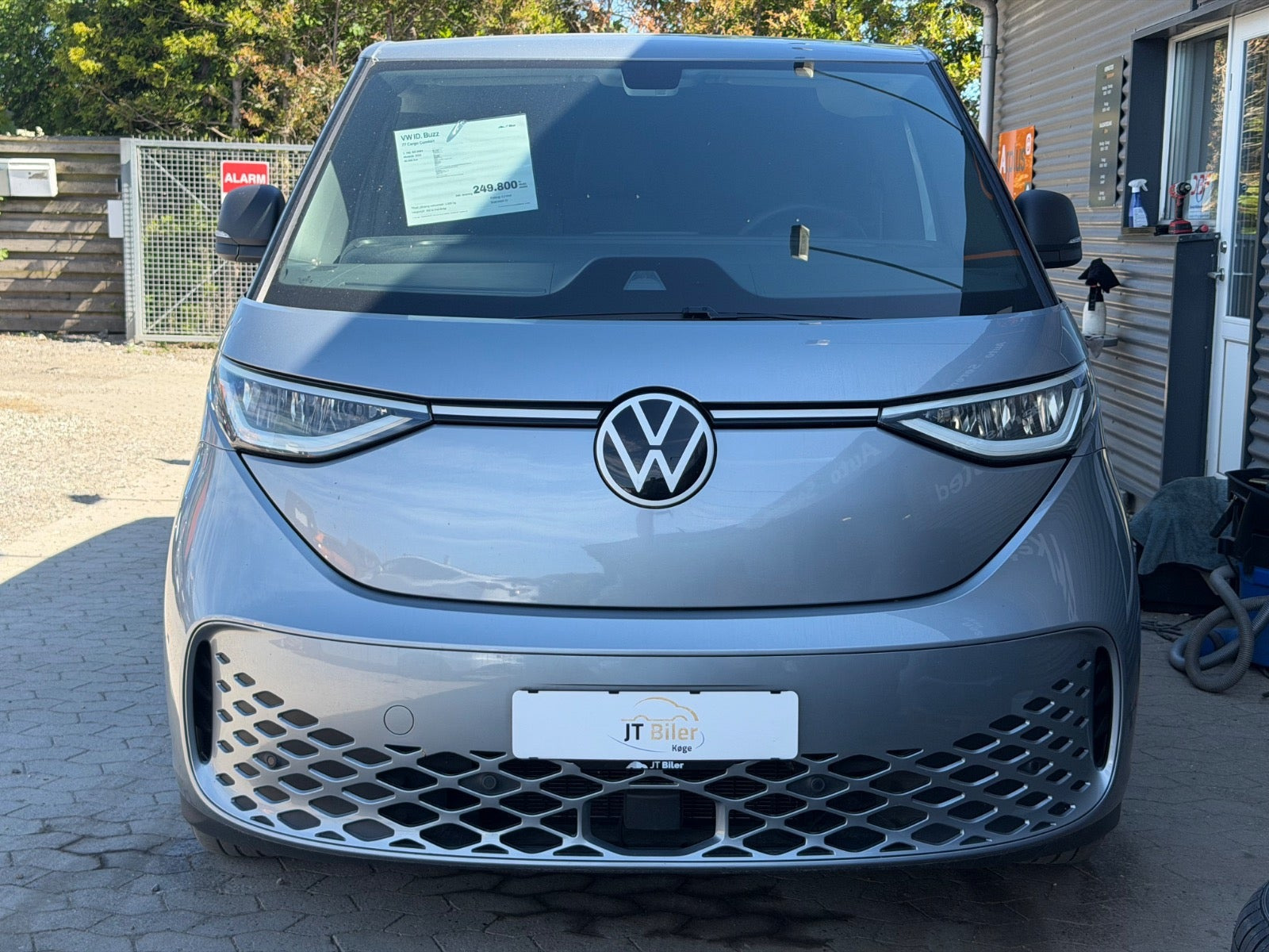 Sølv VW ID.Buzz fra 2023