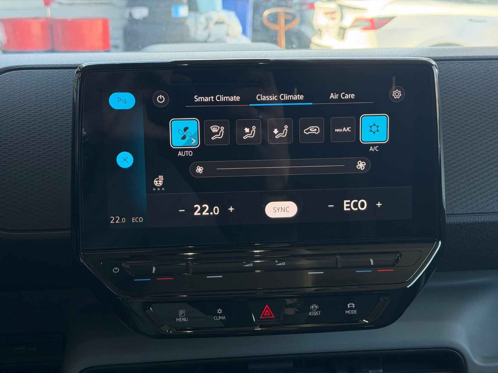 Sølv VW ID.Buzz fra 2023