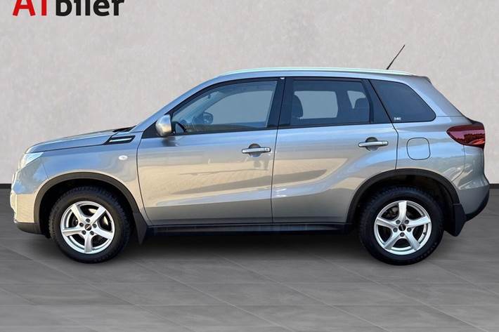 Sort Suzuki Vitara fra 2019