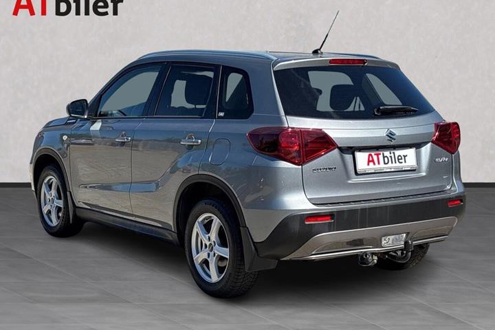 Sort Suzuki Vitara fra 2019
