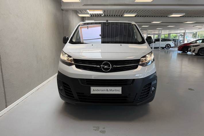 Hvid Opel Vivaro-e fra 2023