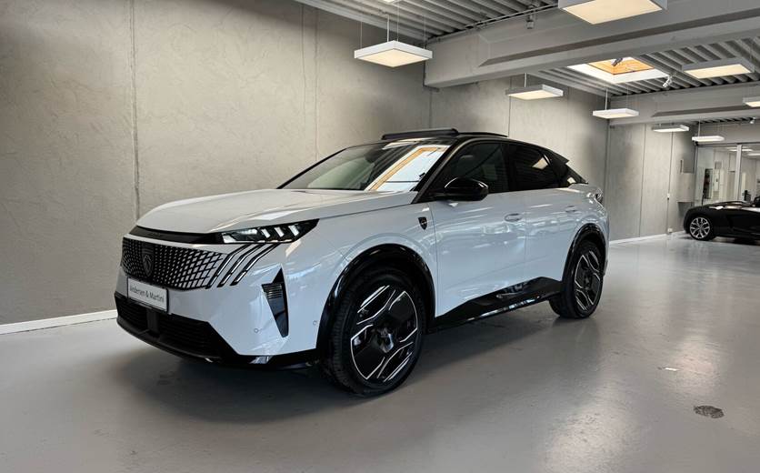 Peugeot e-3008 EL GT Pack 210HK 5d Aut.