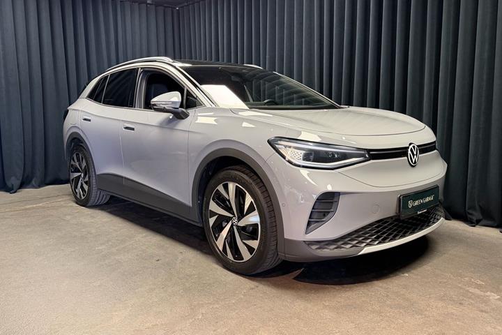 Grå VW ID.4 fra 2025 set udefra