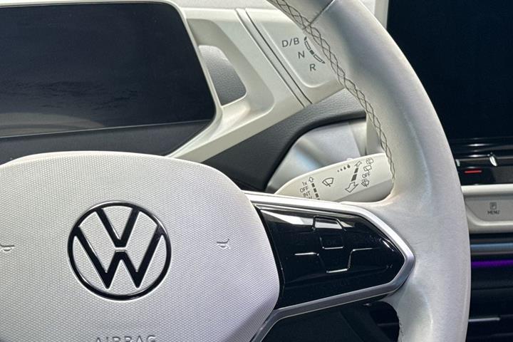 Blå VW ID.4 fra 2021