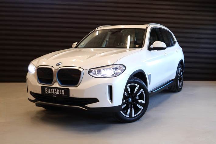 Hvid BMW iX3 fra 2021