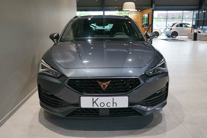 Grå Cupra Leon fra 2021