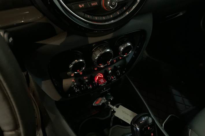 Grå Mini Clubman Cooper fra 2020