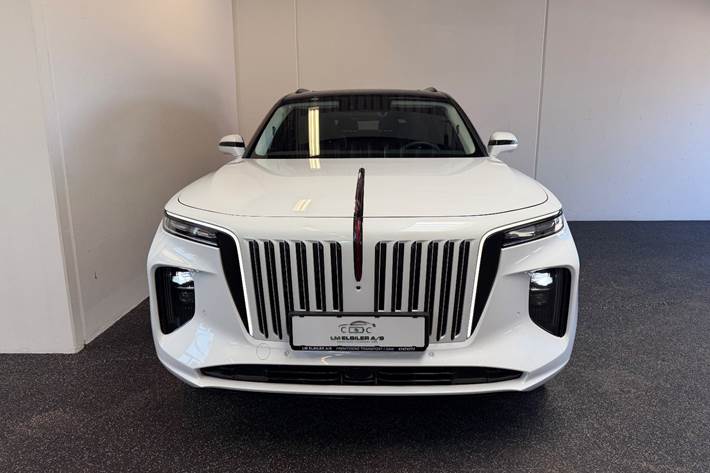 Hvid Hongqi E-HS9 fra 2025