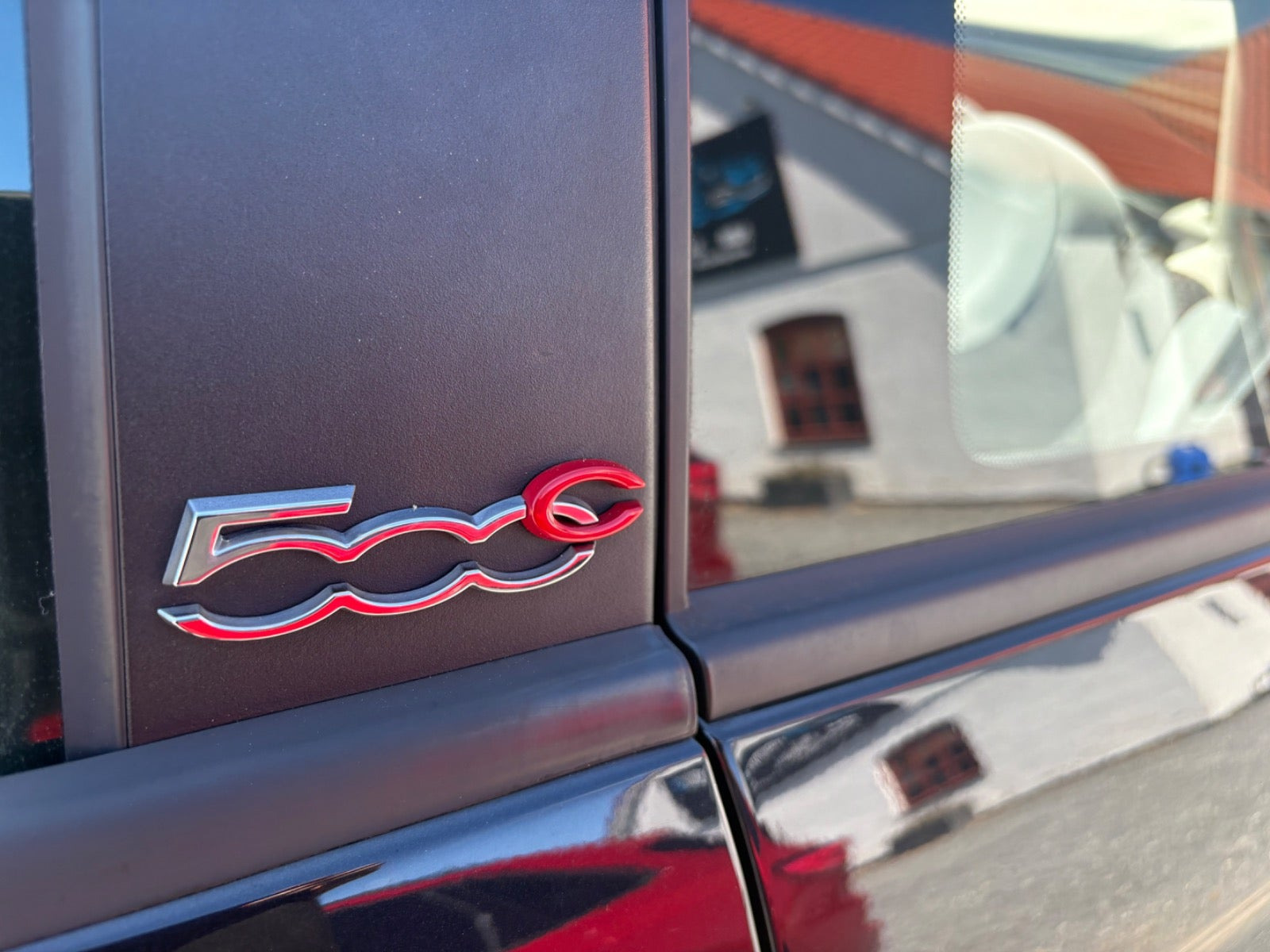 Sort Fiat 500C fra 2018