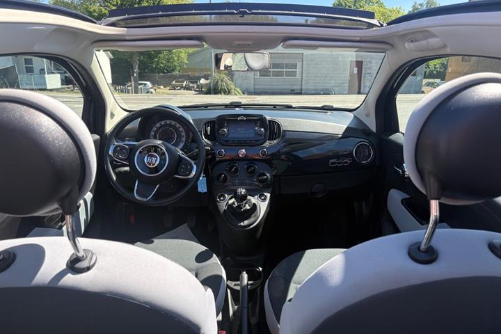 Sort Fiat 500C fra 2018