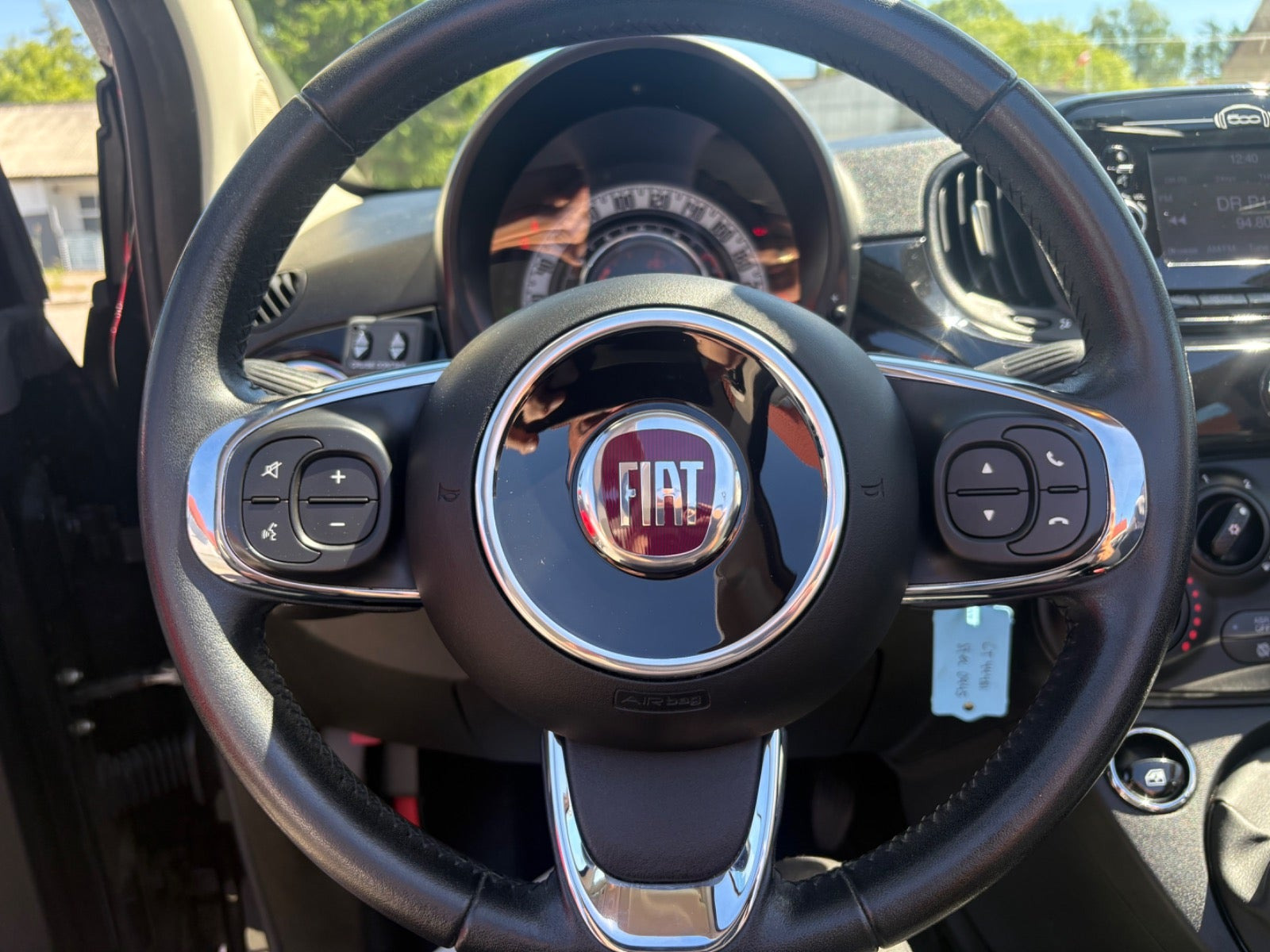 Sort Fiat 500C fra 2018