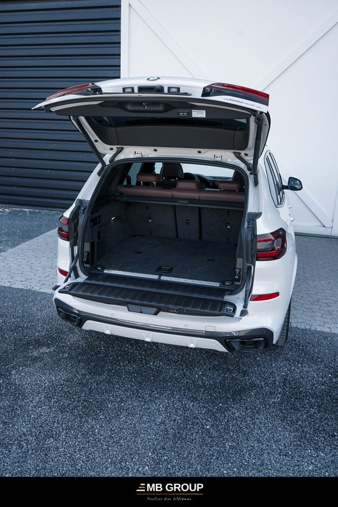 Gul BMW X5 fra 2021