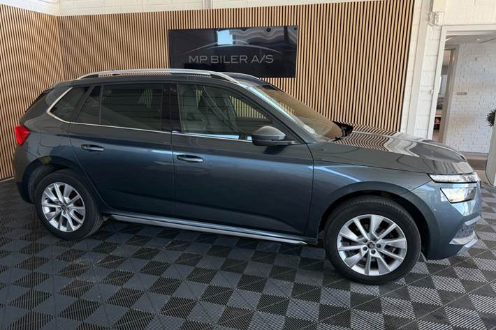 Grå Skoda Kamiq fra 2021