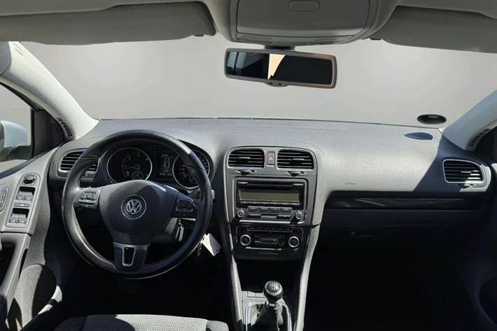 Sølv VW Golf VI fra 2010