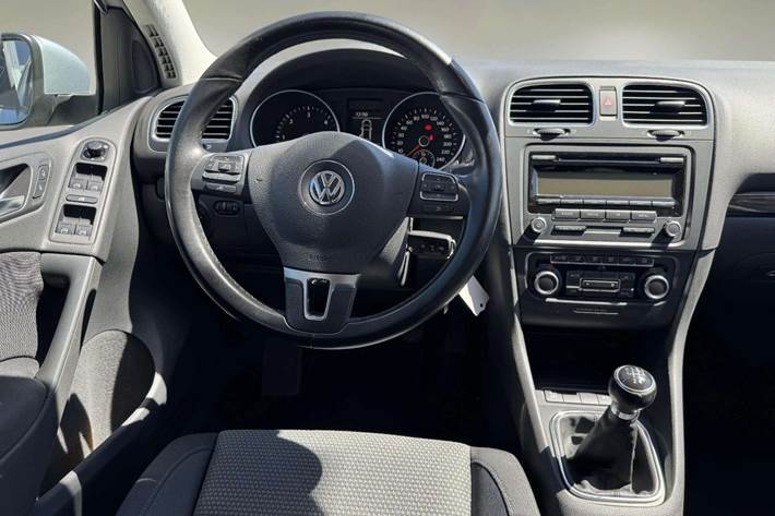 Sølv VW Golf VI fra 2010