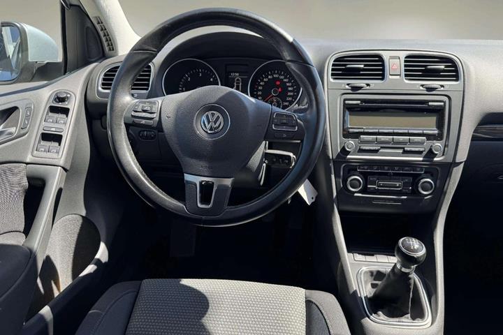 Sølv VW Golf VI fra 2010