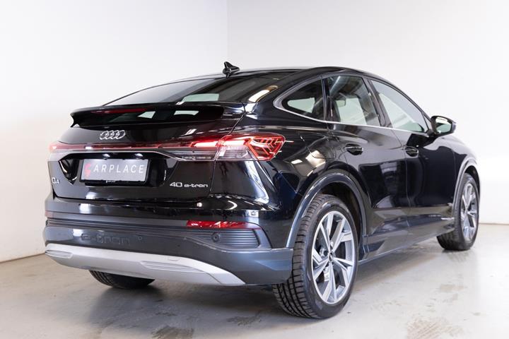 Sort Audi Q4 e-tron fra 2022