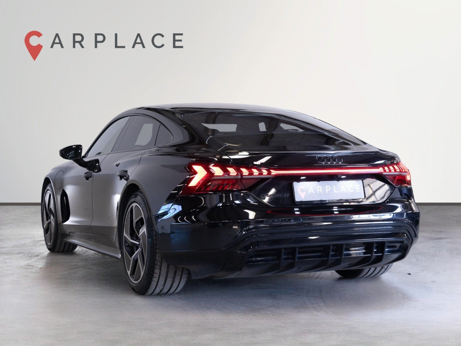 Sort Audi e-tron GT fra 2023