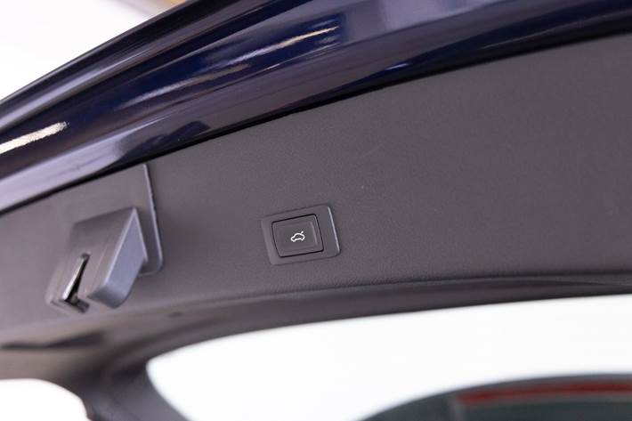 Blå Audi e-tron fra 2023