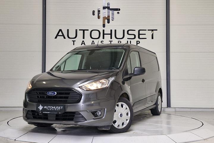 Grå Ford Transit Connect fra 2020 set udefra