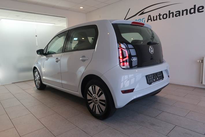 Hvid VW UP! fra 2017