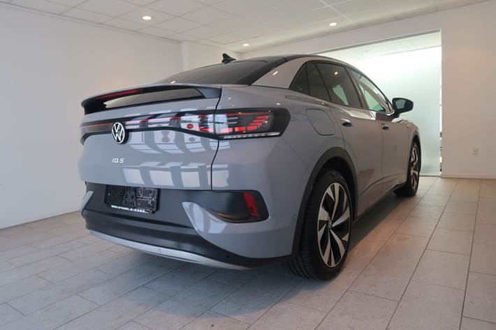 Grå VW ID.5 fra 2023