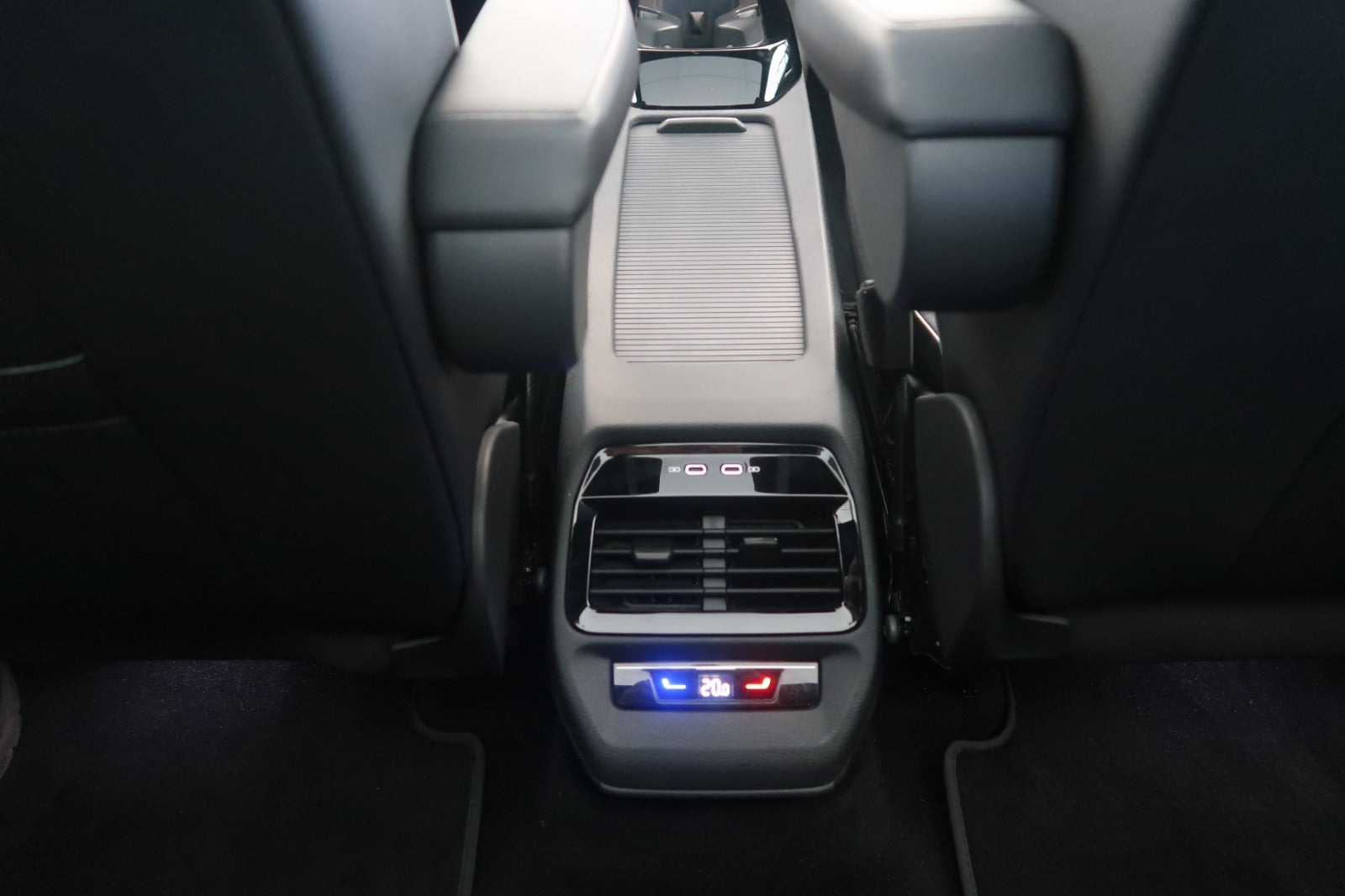 Grå VW ID.5 fra 2023