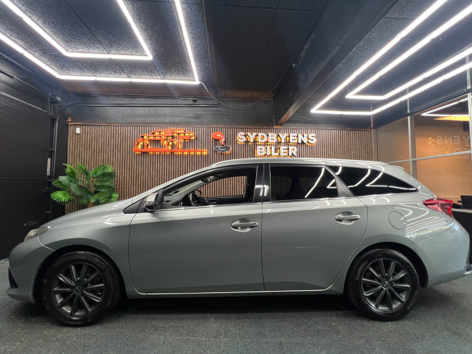 undefined Toyota Auris fra 2017