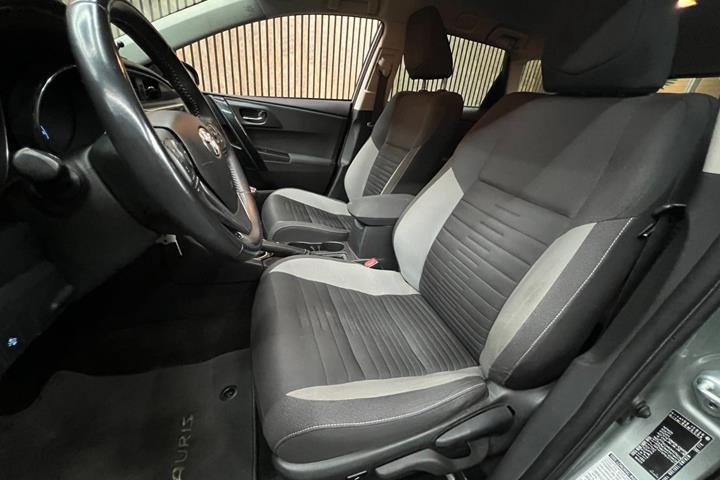 undefined Toyota Auris fra 2017