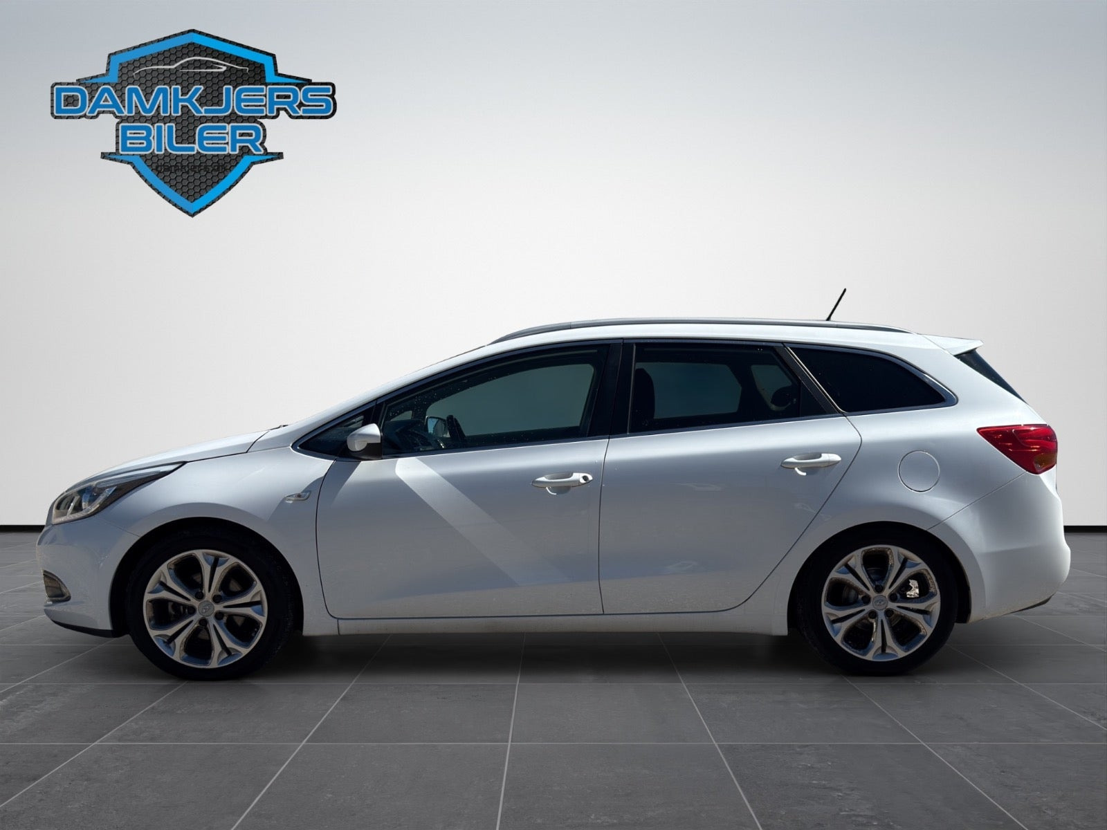 Hvid Kia Ceed fra 2015