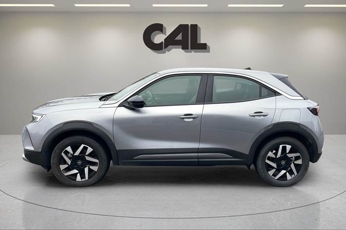 Sølv Opel Mokka-e fra 2023