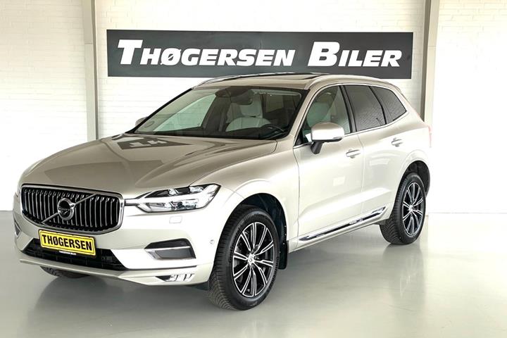 Beige Volvo XC60 fra 2019 set udefra