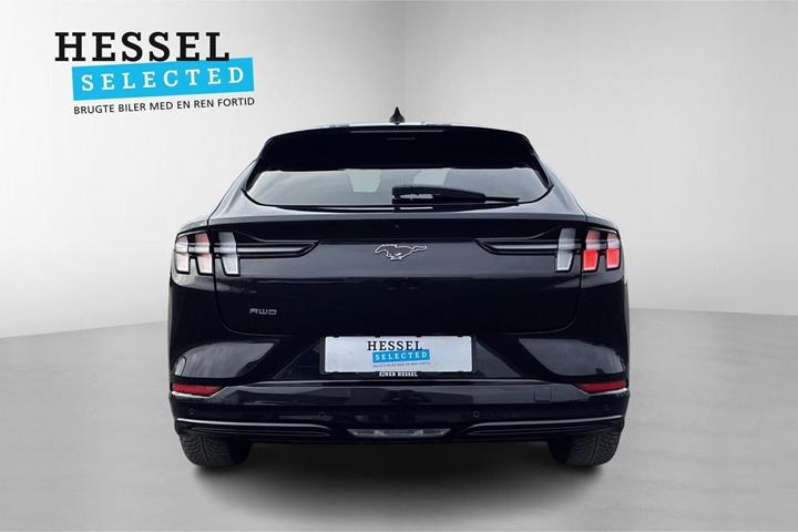 Sort Ford Mustang Mach-E fra 2021