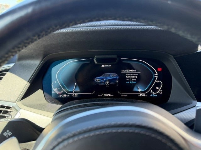 Blå BMW X5 fra 2021