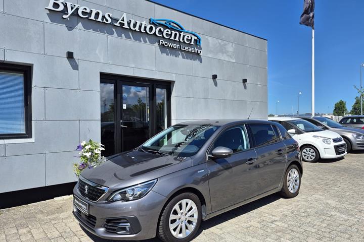Sort Peugeot 308 fra 2020
