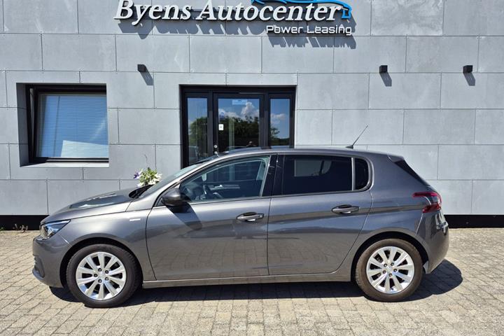 Sort Peugeot 308 fra 2020