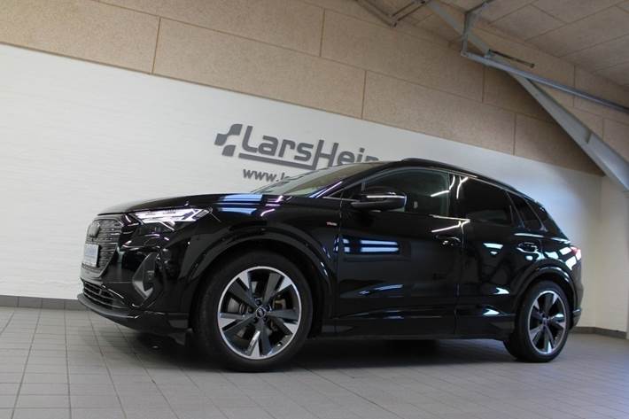 Sort Audi Q4 e-tron fra 2024
