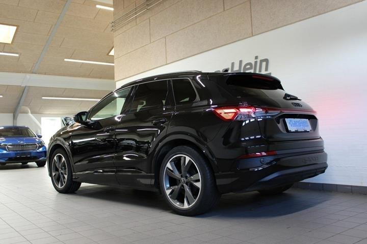 Sort Audi Q4 e-tron fra 2024