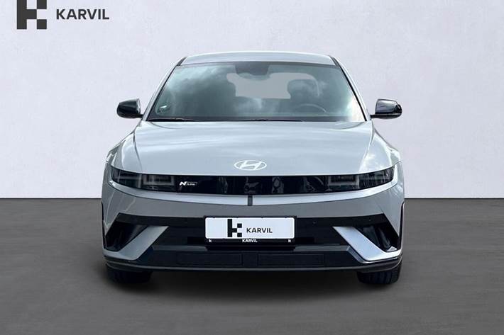 Grå Hyundai Ioniq 5 fra 2025