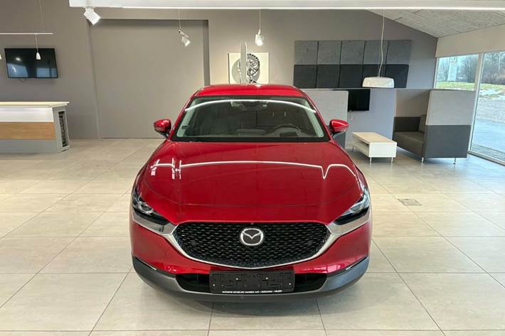 Rød Mazda CX-30 fra 2020