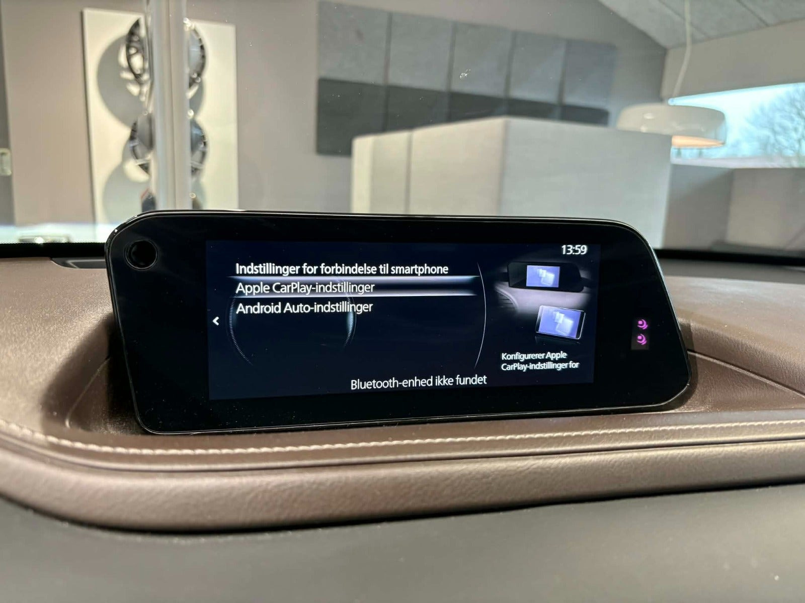 Rød Mazda CX-30 fra 2020