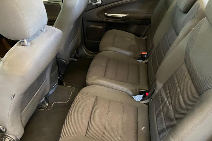 Sort Ford S-MAX fra 2012