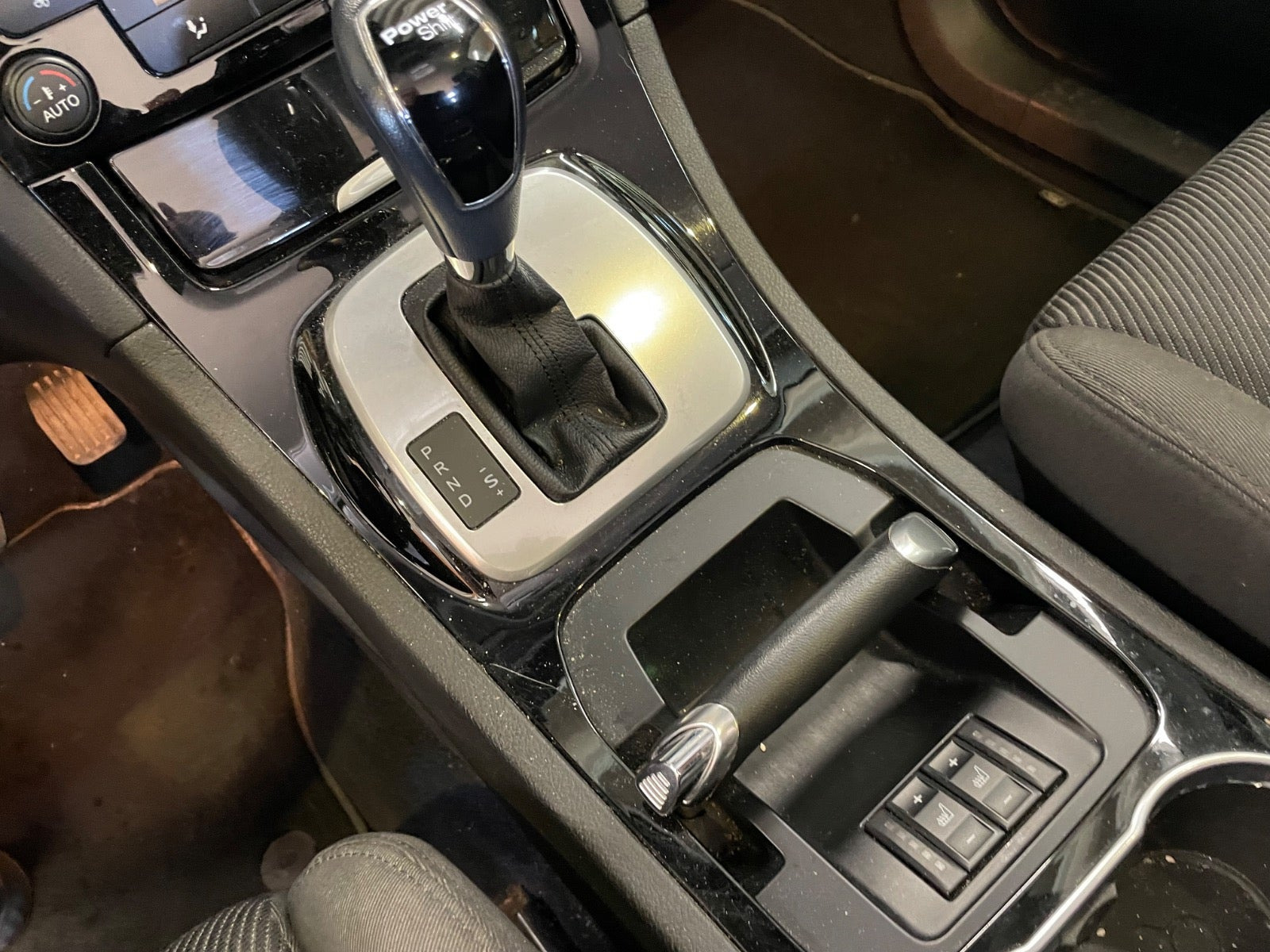 Sort Ford S-MAX fra 2012