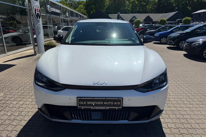 Hvid Kia EV6 fra 2023