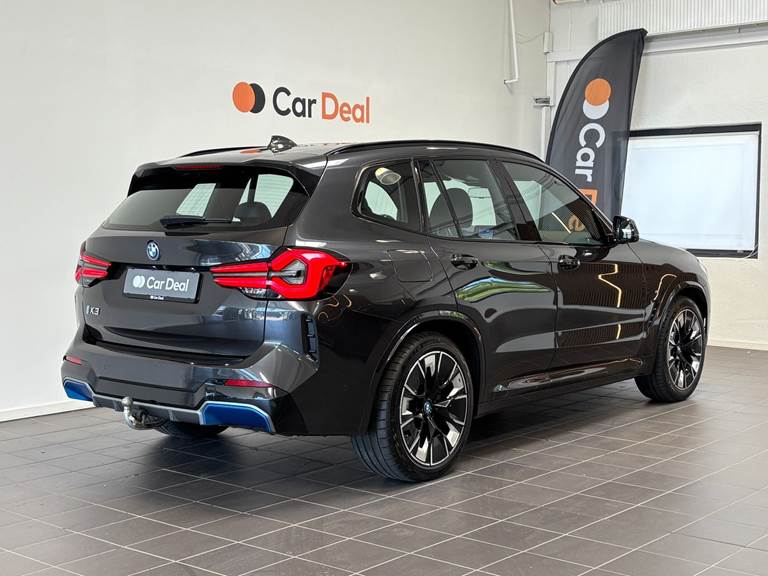 BMW iX3 Charged Plus M-Sport