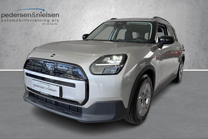 Sølv Mini Countryman fra 2024