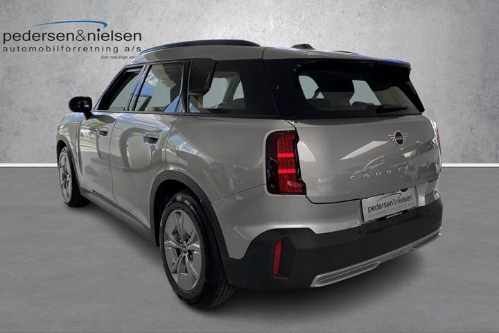 Sølv Mini Countryman fra 2024
