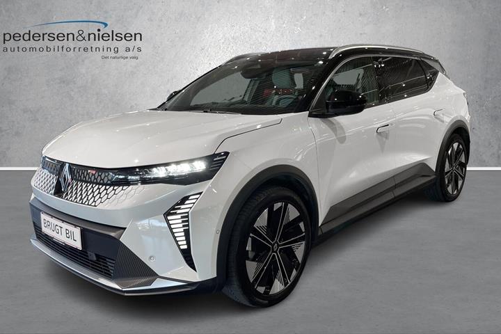 Hvid Renault Scénic fra 2024